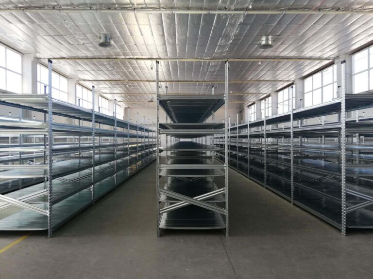 regały p&oacute;łkowe